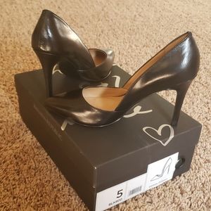 Banana Republic sz 5 Black D'orsay Pumps